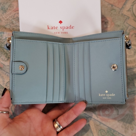 Kate Spade wallet - Picture 2 of 8